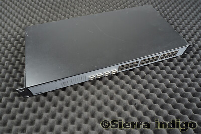 Planex FXG-0420IMG 24-Port Gigabit Switch with Rack Mount Brackets