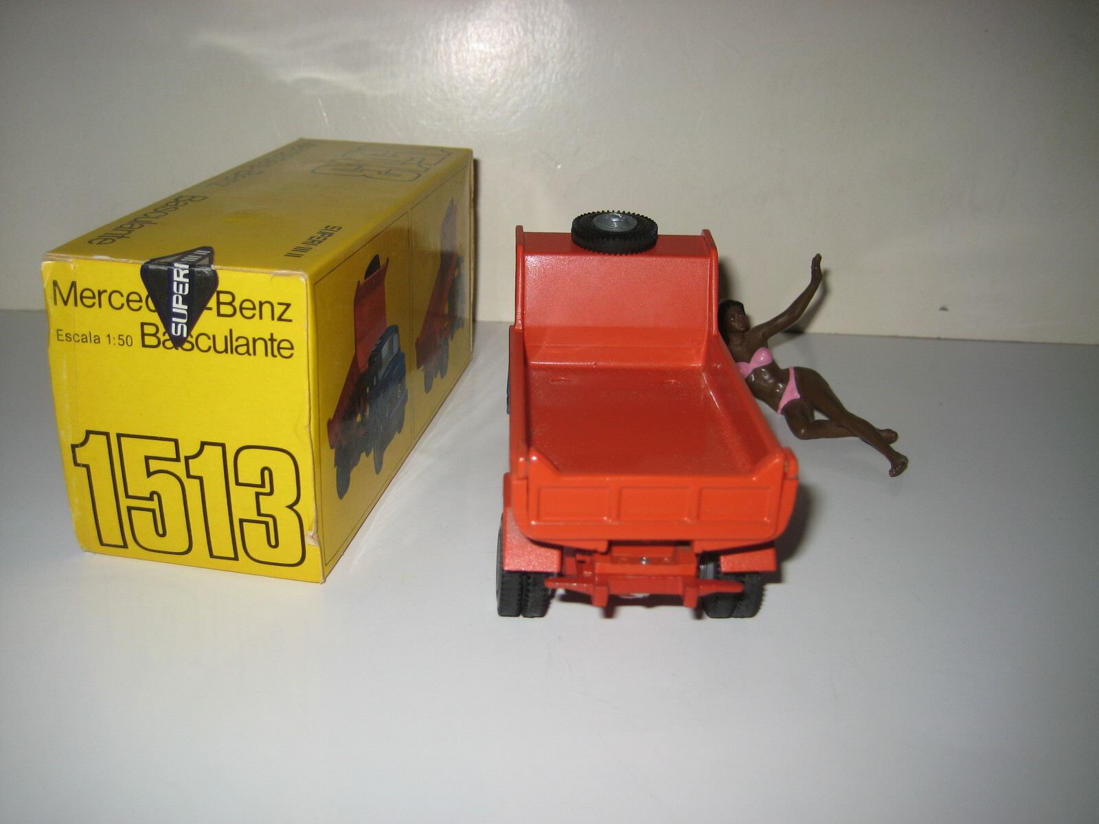 Picture 4 of 6