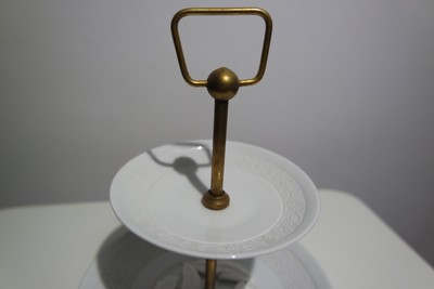 Alte schöne Porzellan-Etagere mit massiv Messinggriff, Antik, Vintage