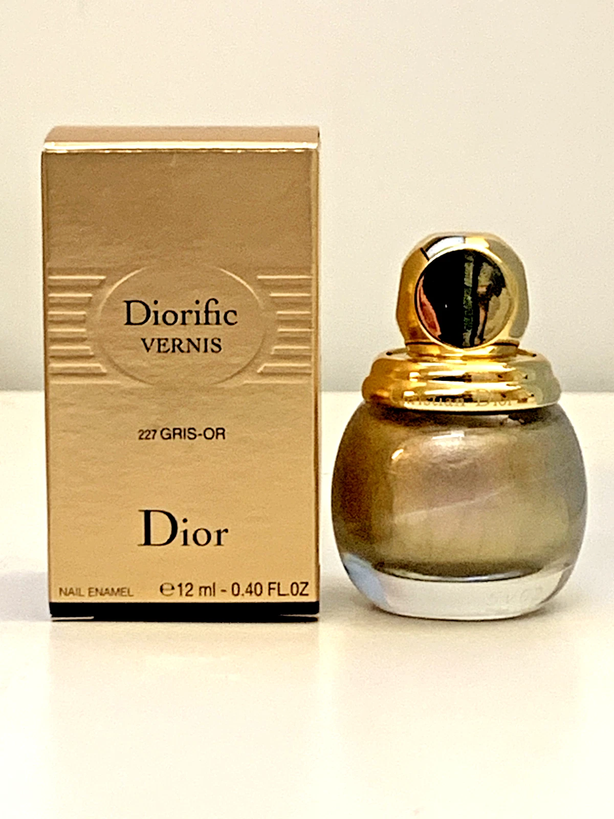 DIOR Diorific Nail Polish No. 227 'Gris-Or' 2015 Collection 12ml - BNIB
Opens in a new window or tab