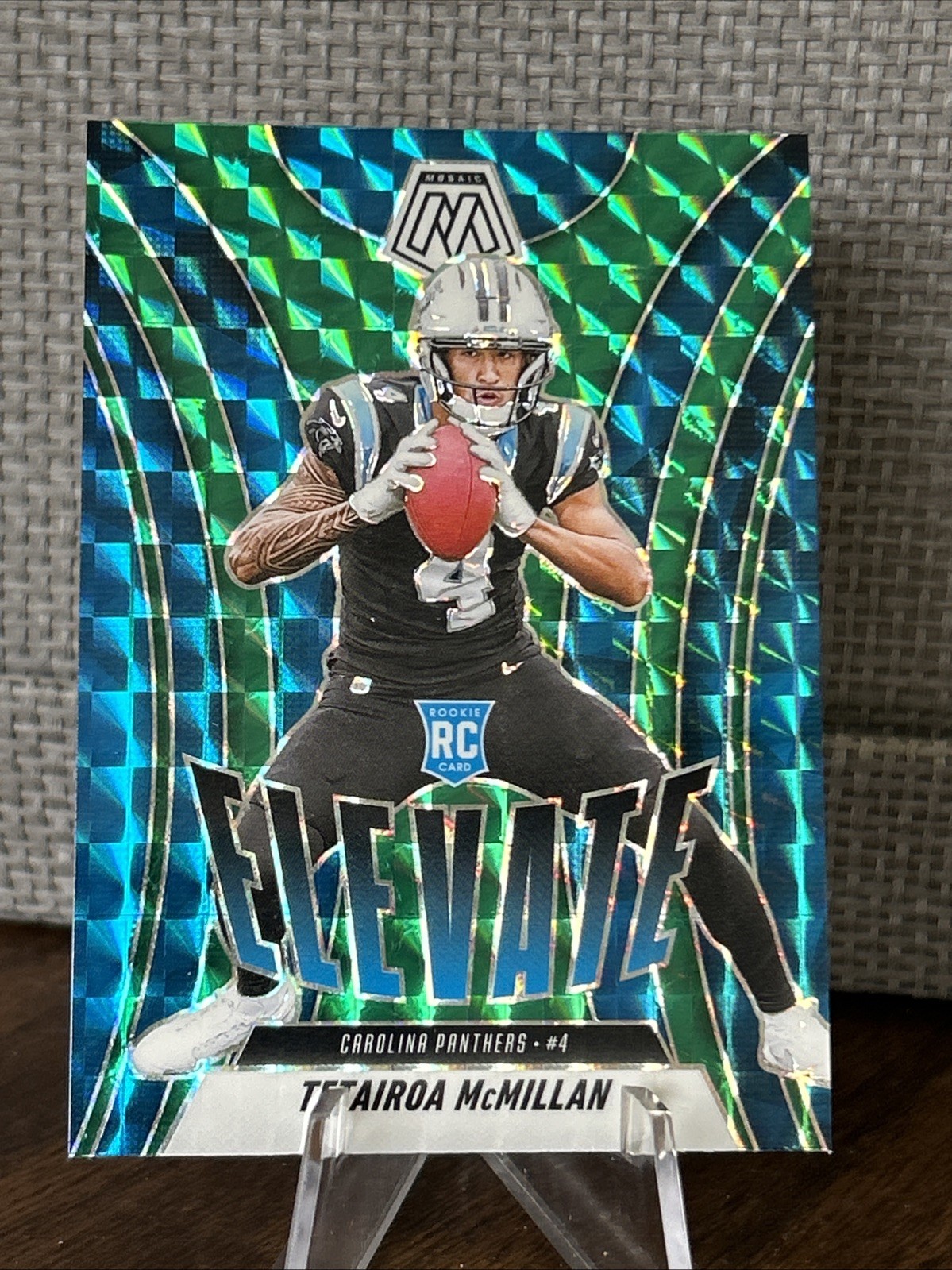2025 Panini Mosaic Tetairoa McMillan Mosaic Green Elevate Insert Rookie Card #6
