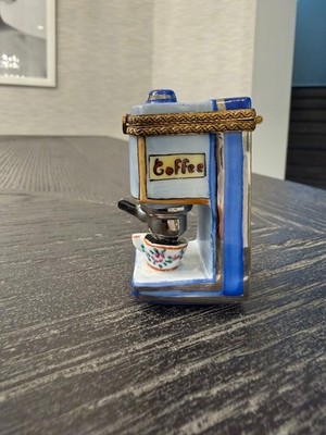 Limoges France SND Espresso Machine Coffee Maker Box Peint Main Demitasse Cup