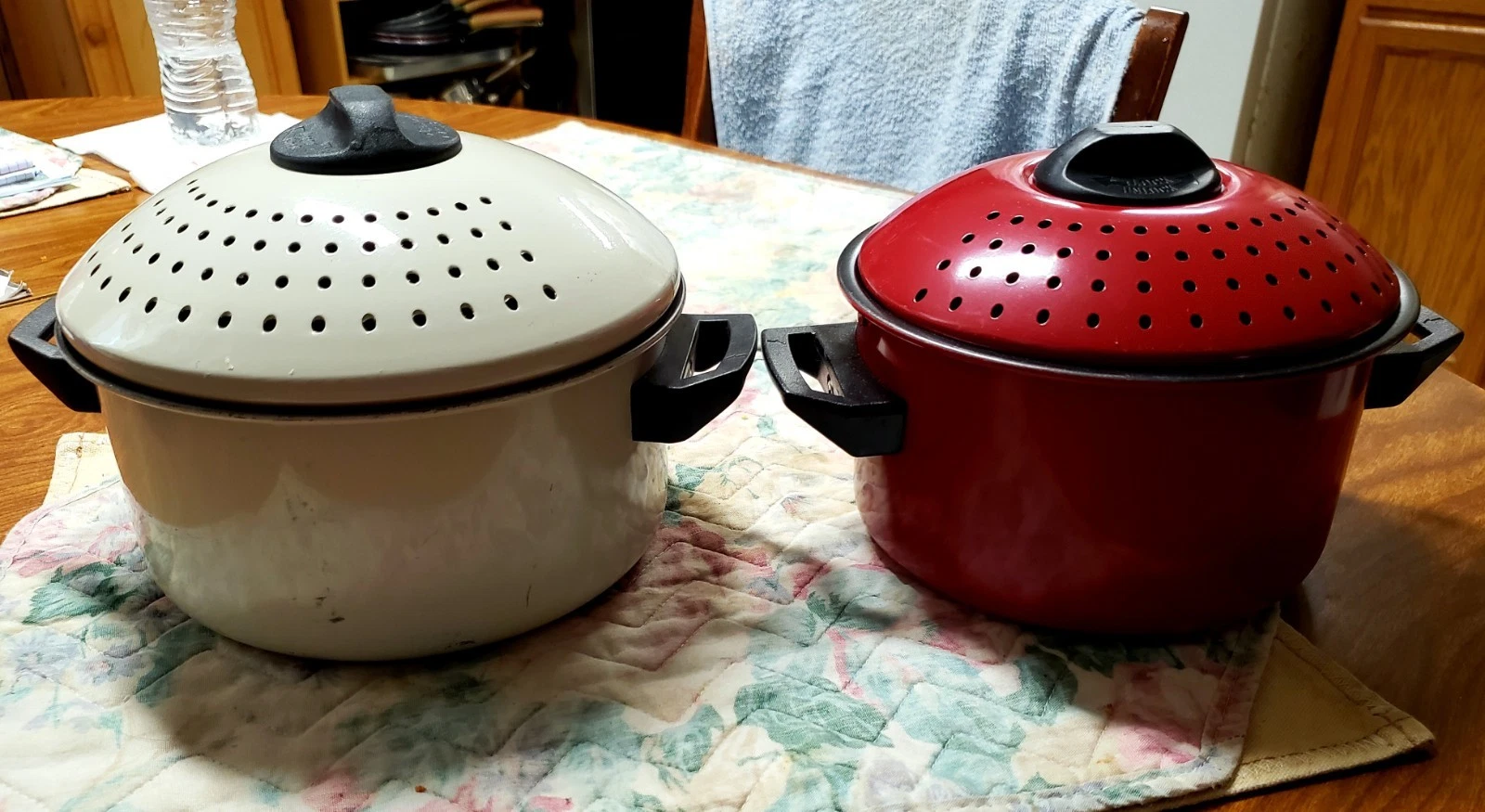 DANSK KOBENSTYLE 4-Pc Nonstick Round Stockpot Set Red/White w/ Lids
