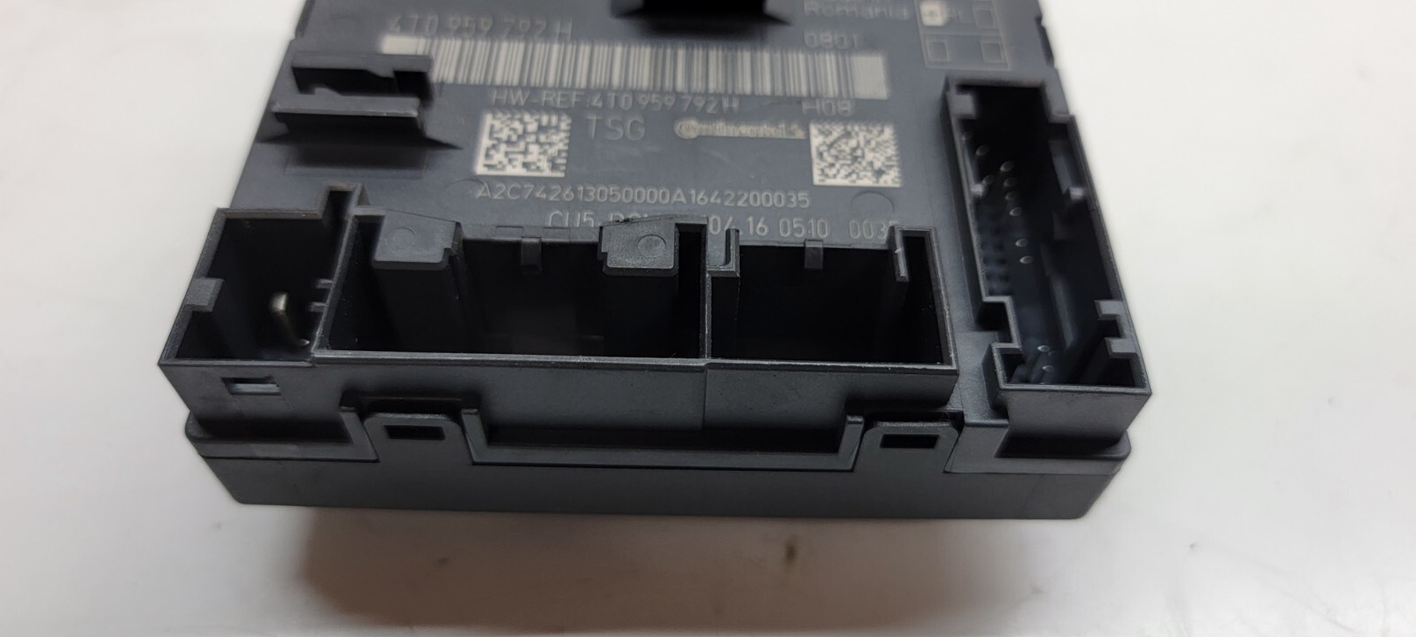 LAMBORGHINI HURACAN PASSENGER RIGHT SIDE DOOR CONTROL MODULE OEM 4T0959792H