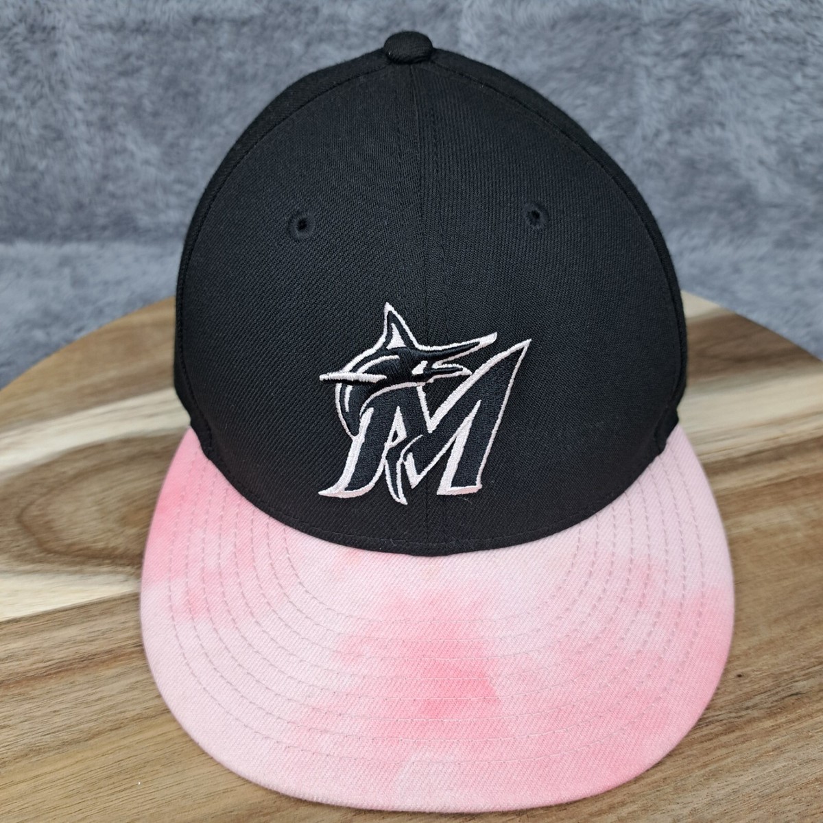 Florida Marlins Hat Cap Fitted Mens 1/4 Black Pink MLB Baseball New Era  Mother