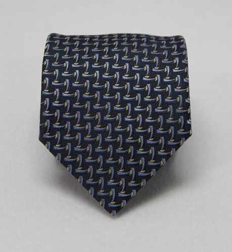 Brioni Blue Geometric Handmade Silk Necktie