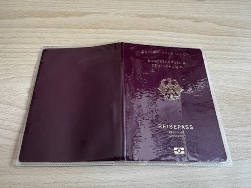 Funda protectora transparente para pasaporte 13x19 cm Passport Cover - Imagen 5 de 5