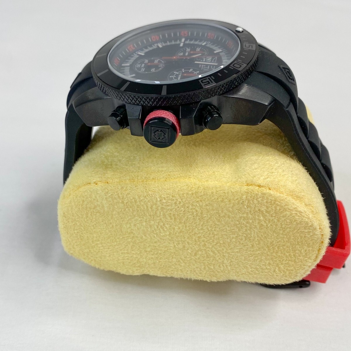 Invicta Pro Diver Black Dial Rubber Mens Watch 11747 for sale