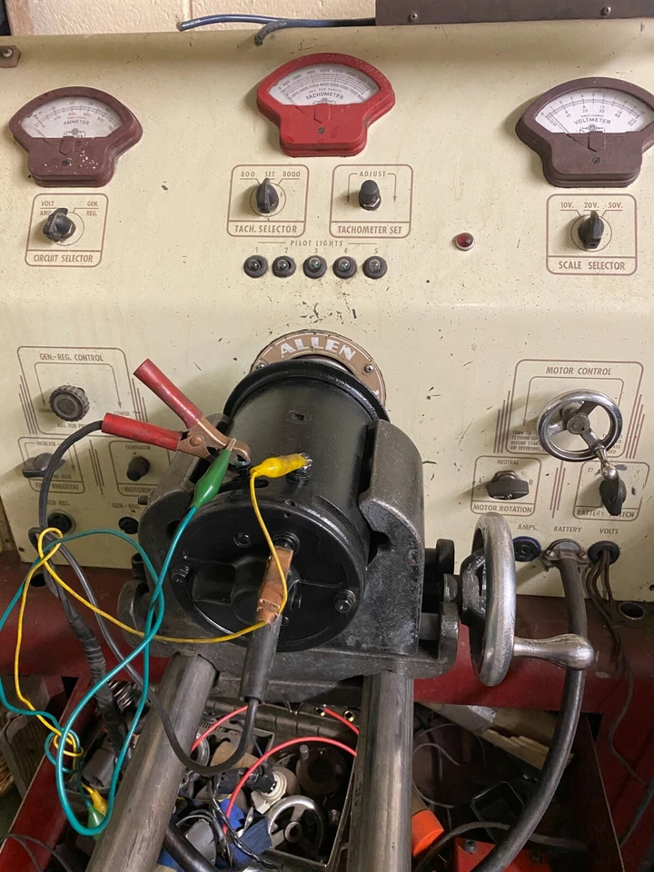 Generador de cabeza plana Ford de 6 voltios 1950 1951 1952 1953 ¡Bonita reconstrucción! ¡Con garantía! Foto 3 de 4