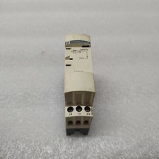 SE RE8YG21BU INDUSTRIAL TIMING RELAY 110-240V/24VAC-DC