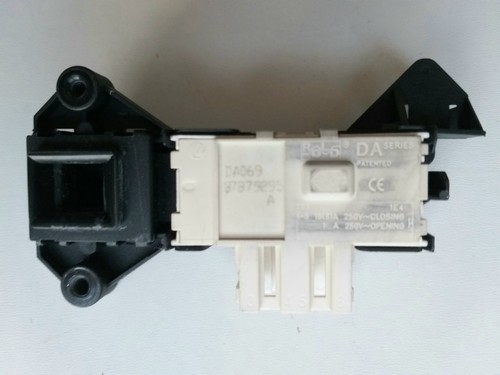 Türverriegelung/Schloss f. Waschmaschine Bauknecht WA Care 24 DI /Gebraucht!