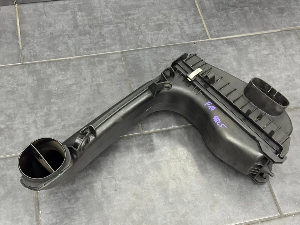 Amortiguador de ruido de admisión BMW F10 F11 530d 535d F12 640d F01 740d 8507565 Foto 2 de 4