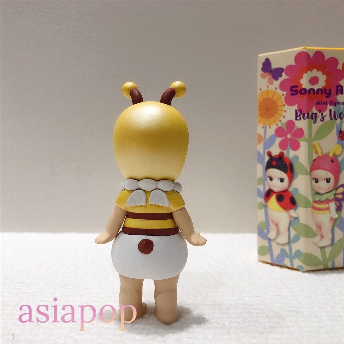 Authentic Sonny Angel bug's world 2022 mini figure Secret Authentic Sonny Angel bug's world 2022 mini figure Secret