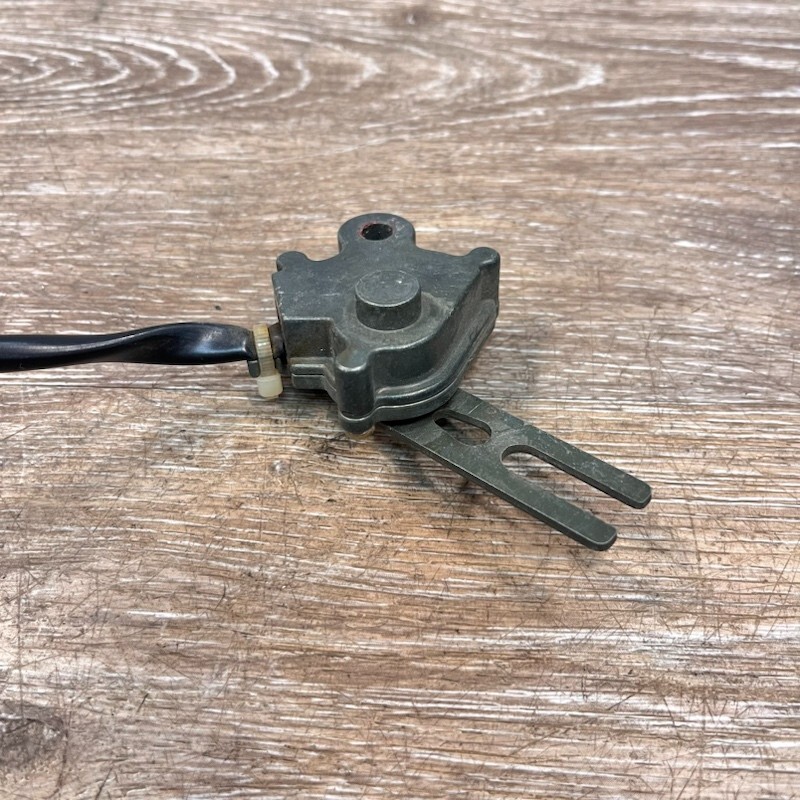 1996 KAWASAKI NINJA ZX6R ZX600F / OEM ORIGINAL KICK STAND SWITCH