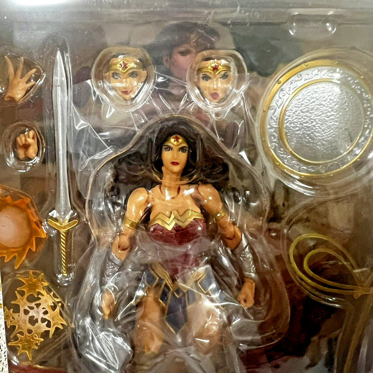 WONDER WOMAN フィギュア FIGURE COMPLEX® AMAZING YAMAGUCHI Wonder Woman 150mm Figure