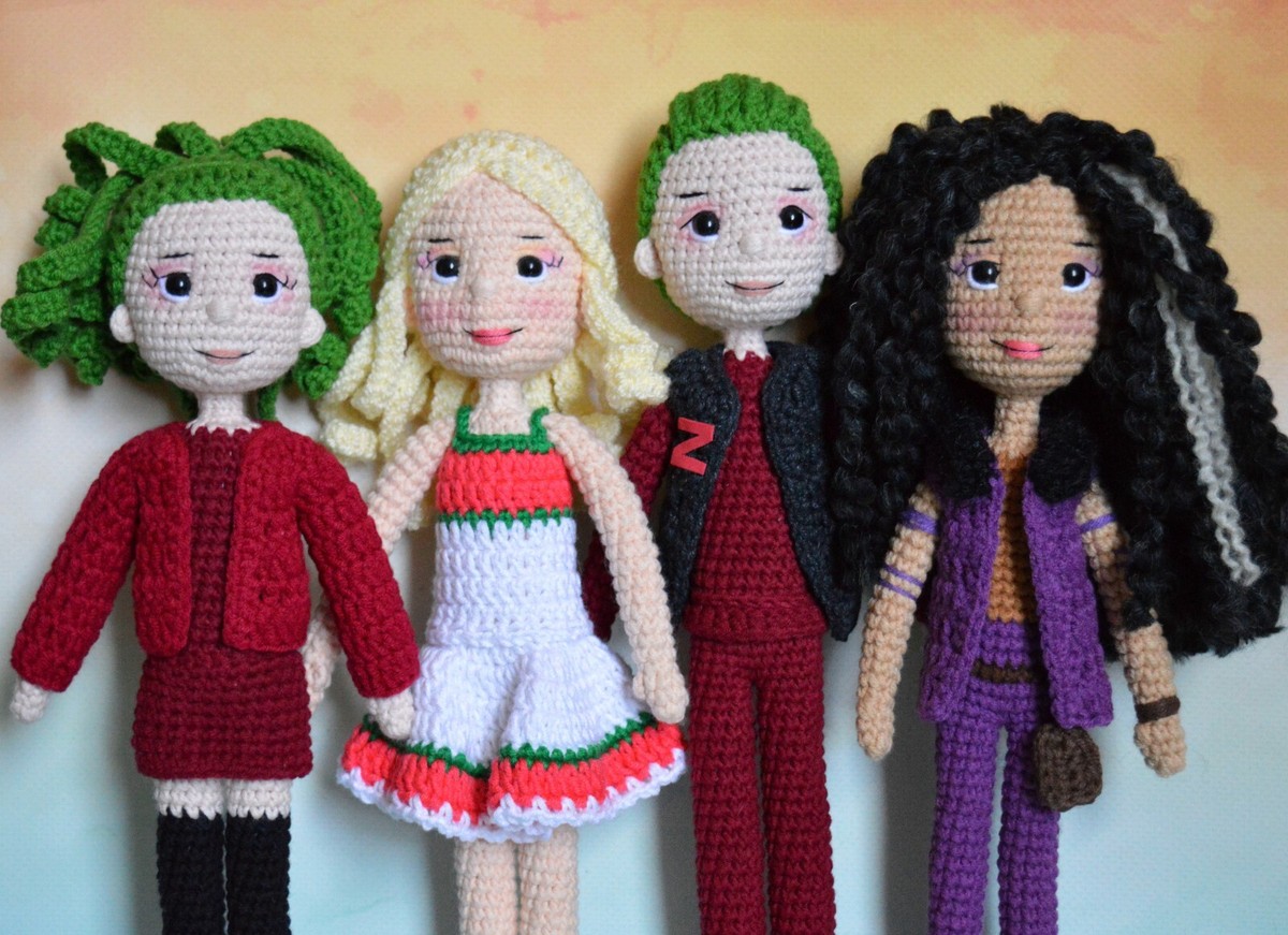 ZOMBIES Zed Addison Eliza Bonzo Zoey Willa Bucky Сrochet doll | eBay