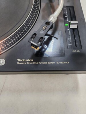 Technics SL-1200MK3 Black Direct Drive DJ Turntable record player