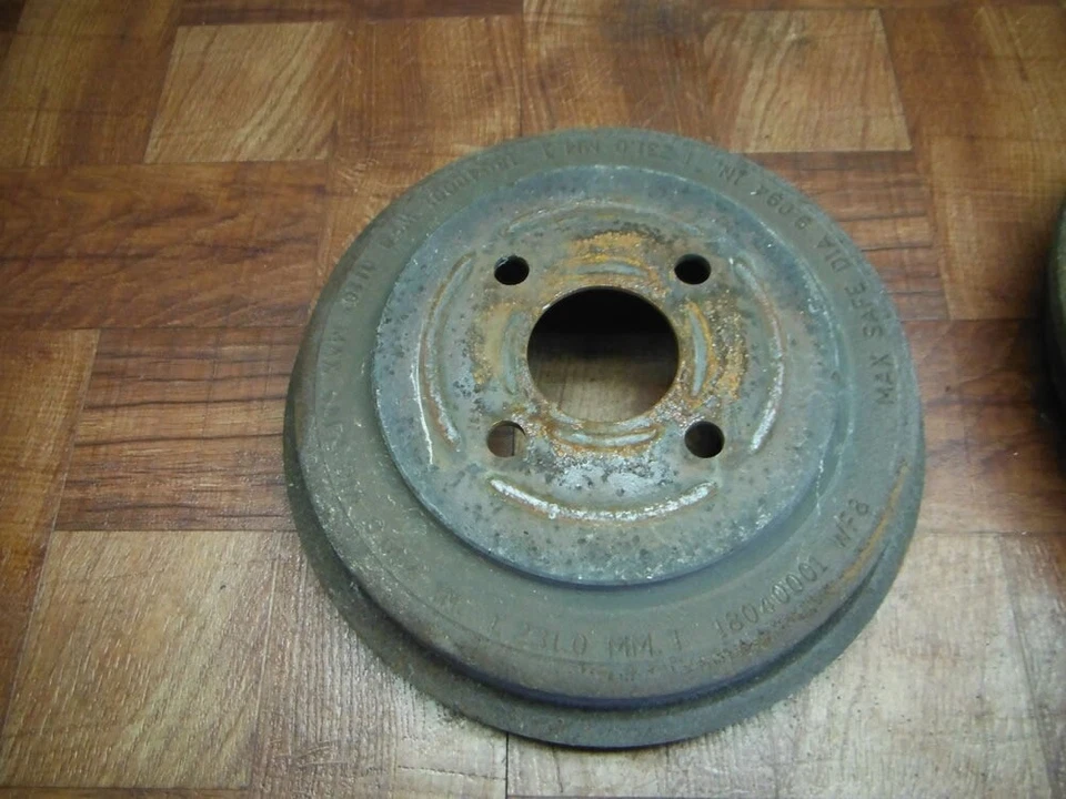 05-10 CHEVROLET COBALT PONTIAC G5 SAURN ION BRAKE DRUM SET PAIR OEM - Image 3 of 4