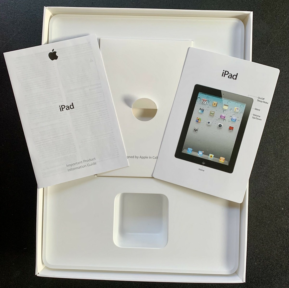 美品】iPad2 Wifiモデル 32GB MC980J/A ホワイトiPad 2 Wi-Fi 32GB 