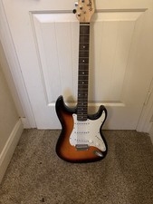 Squier Sonic Stratocaster Maple Fingerboard E...