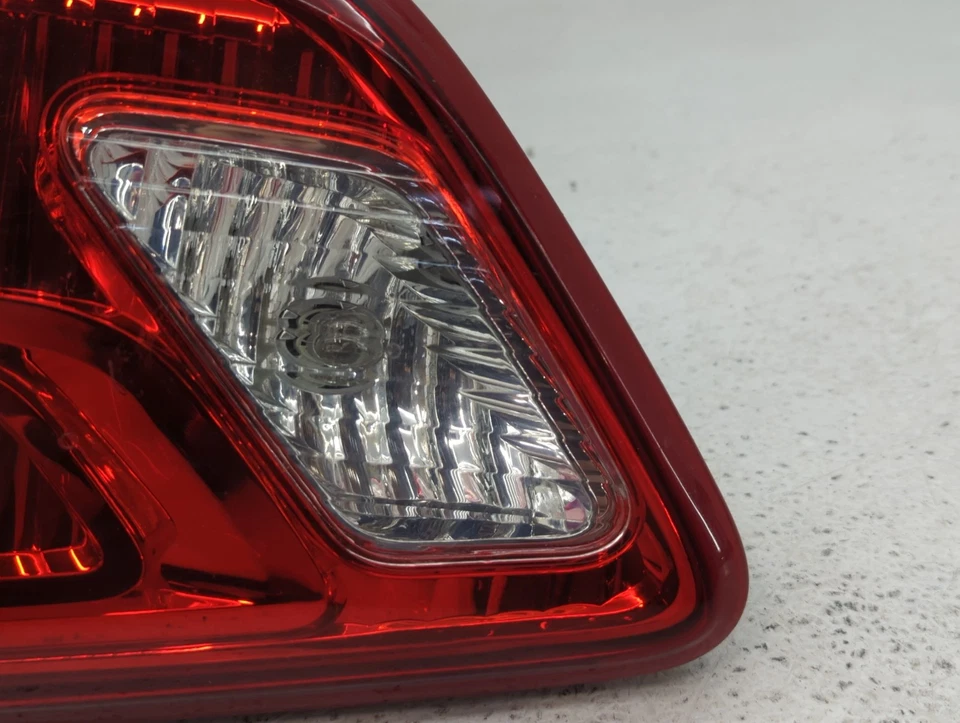 Luz trasera lateral derecha para pasajero Nissan Pathfinder 2017-2020 OEM XU457 Foto 4 de 4