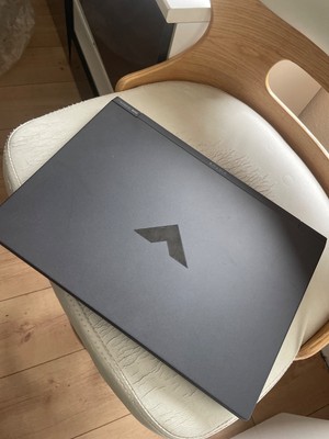 Gaming laptop hp victus only 5 months in use NVIDIA 