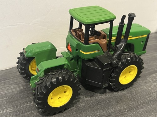 John Deere 9620 Tractor Die Cast Replica - 7-3/4" Long X 3-3/8" Wide 1/64 Scale - Picture 3 of 13