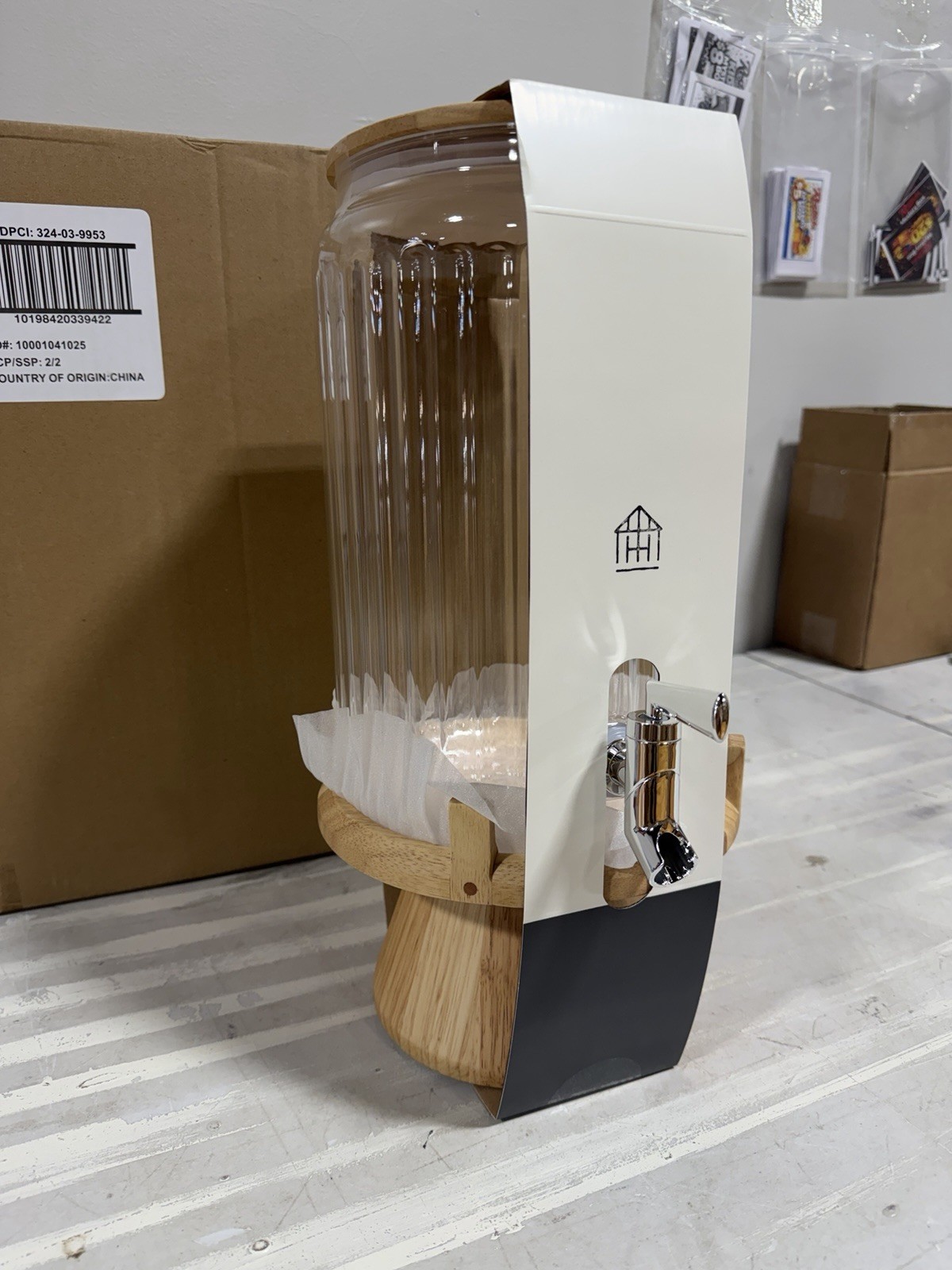 2 CT-7.7L  Acrylic Drink Dispenser with Wood Stand - Hearth 