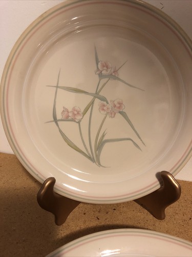 CORELLE SPRING POND 4 LUNCHEON PLATES SET OF 4 - Picture 2 of 4