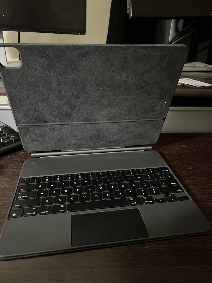 Magic Keyboard for iPad Pro 12.9‑inch (3rd, 4th, 5th gen) - English - Black - Image 3 of 4