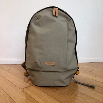 Bellroy Classic Backpack 2nd Edition (Unisex Laptop Backpack, 20L) - Lunar (tan)