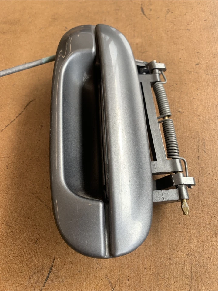 2004-2007 CADILLAC CTS maçaneta externa do passageiro dianteiro código de pintura WA911L - Imagem 3 de 4