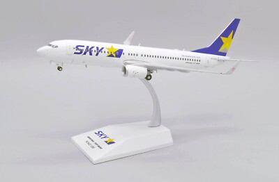 JC Wings 1:200 Skymark Airlines Boeing B737-800w JA73AA Diecast