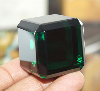 Natural 400.55 Ct GIE Certified Brazilian Green Topaz Cube Cut Loose Gemstone