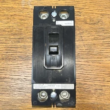 Siemens QJ22B200 Circuit Breaker, 200Amp, 2 Pole, 240Vac - USED