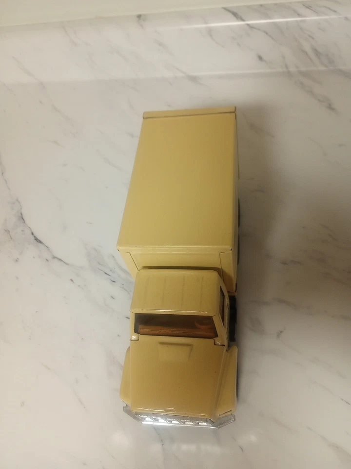 Camión de helados Schwans International de acero prensado Ertl de colección Foto 4 de 4