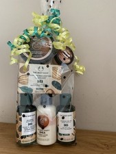 NEW! The Body Shop “SHEA” 6 Piece Mini’s Travel/Essentials Gift bundle