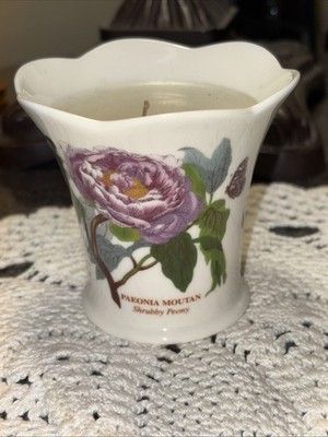 Portmeirion Botanic Garden Shrubby Peony -Susan Williams Ellis Candle 3'' Tall