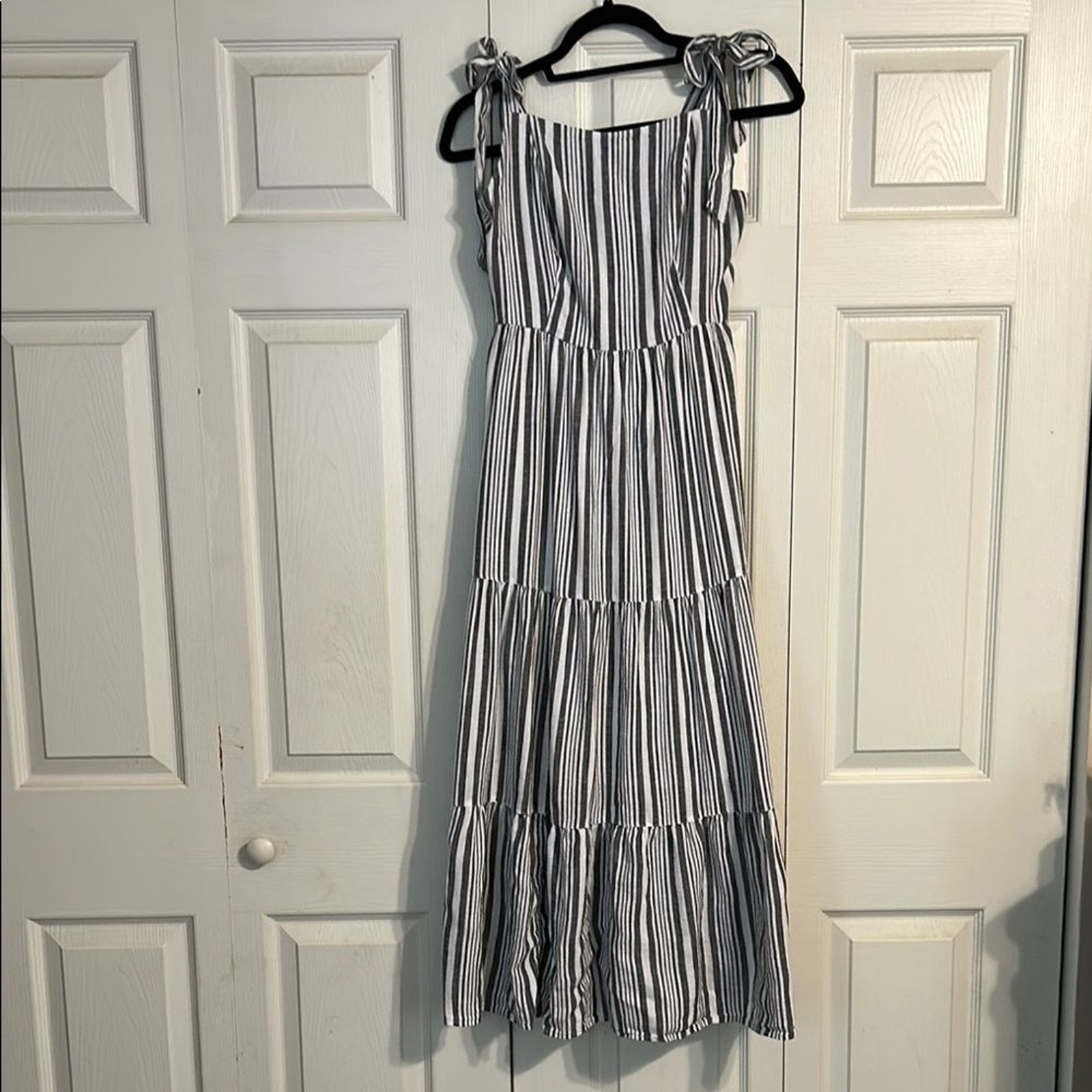 OLD NAVY Small Black White Striped Tiered Ruffled Sundress Smocked Midi Linen