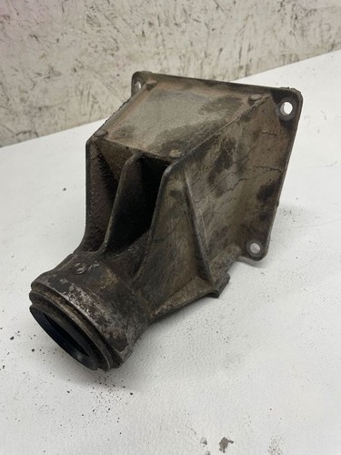 BMW X3 E83 2008 Halterung Lagerbock Lagergehäuse Antriebswelle 7516067 DTS4593