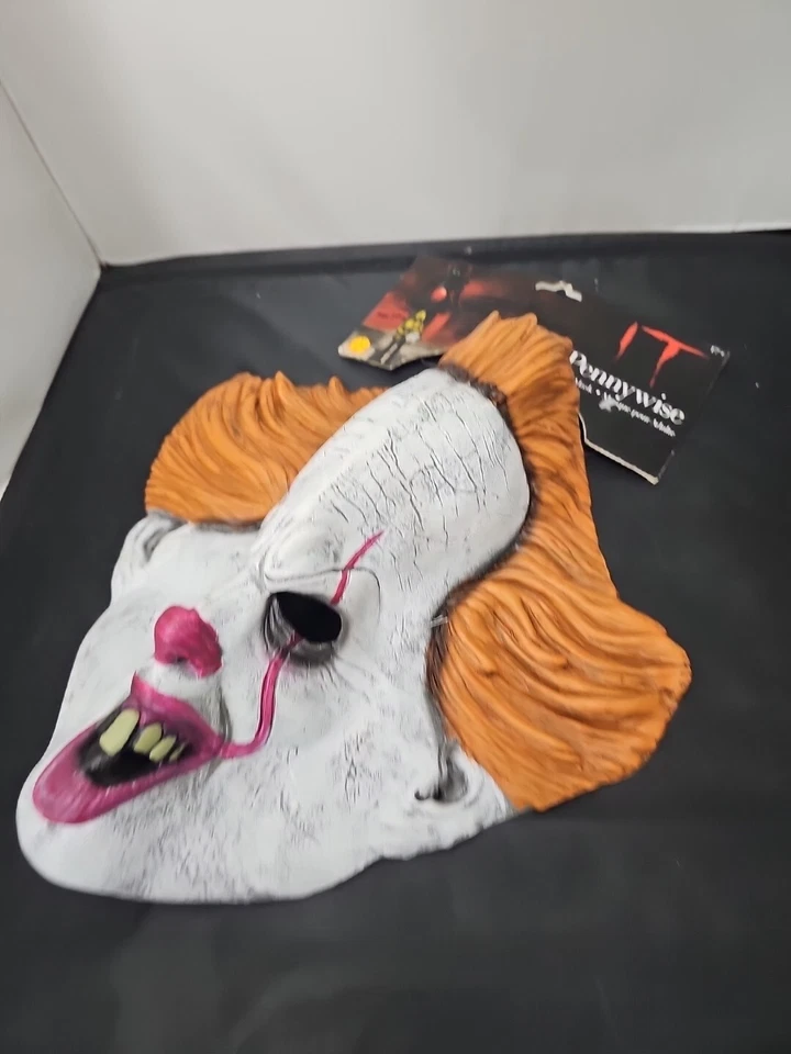Rubies Pennywise It Mask Custome Adult 3/4 Mask Halloween Clown Disfraz Payaso - Image 4 of 4