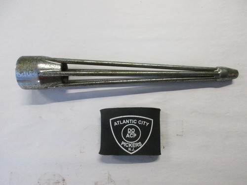 rubber boot stretcher