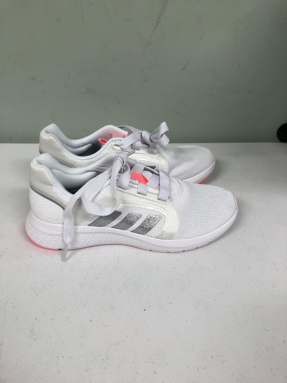 adidas Women's Edge Lux 5 Running Shoe Size 6.5M GX05… Gem