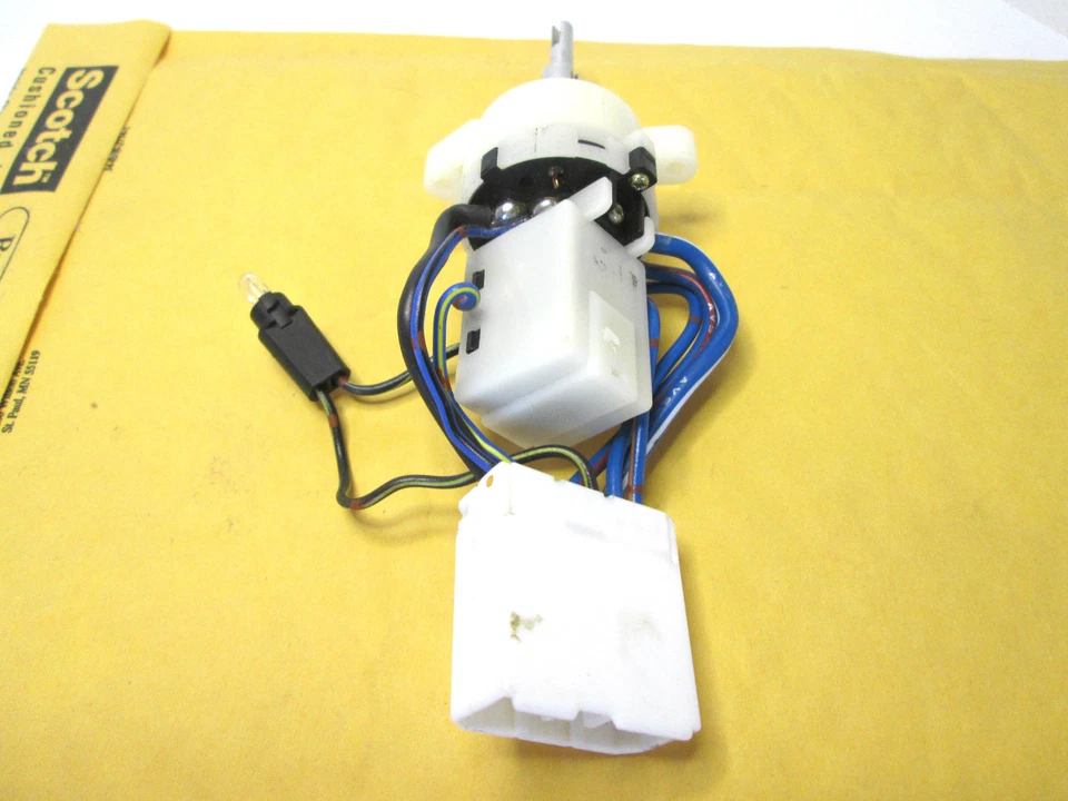 Interruptor soplador aire acondicionado ford escort tracer 1994 1996 f4cz-19986-a nuevo original ford Foto 3 de 4