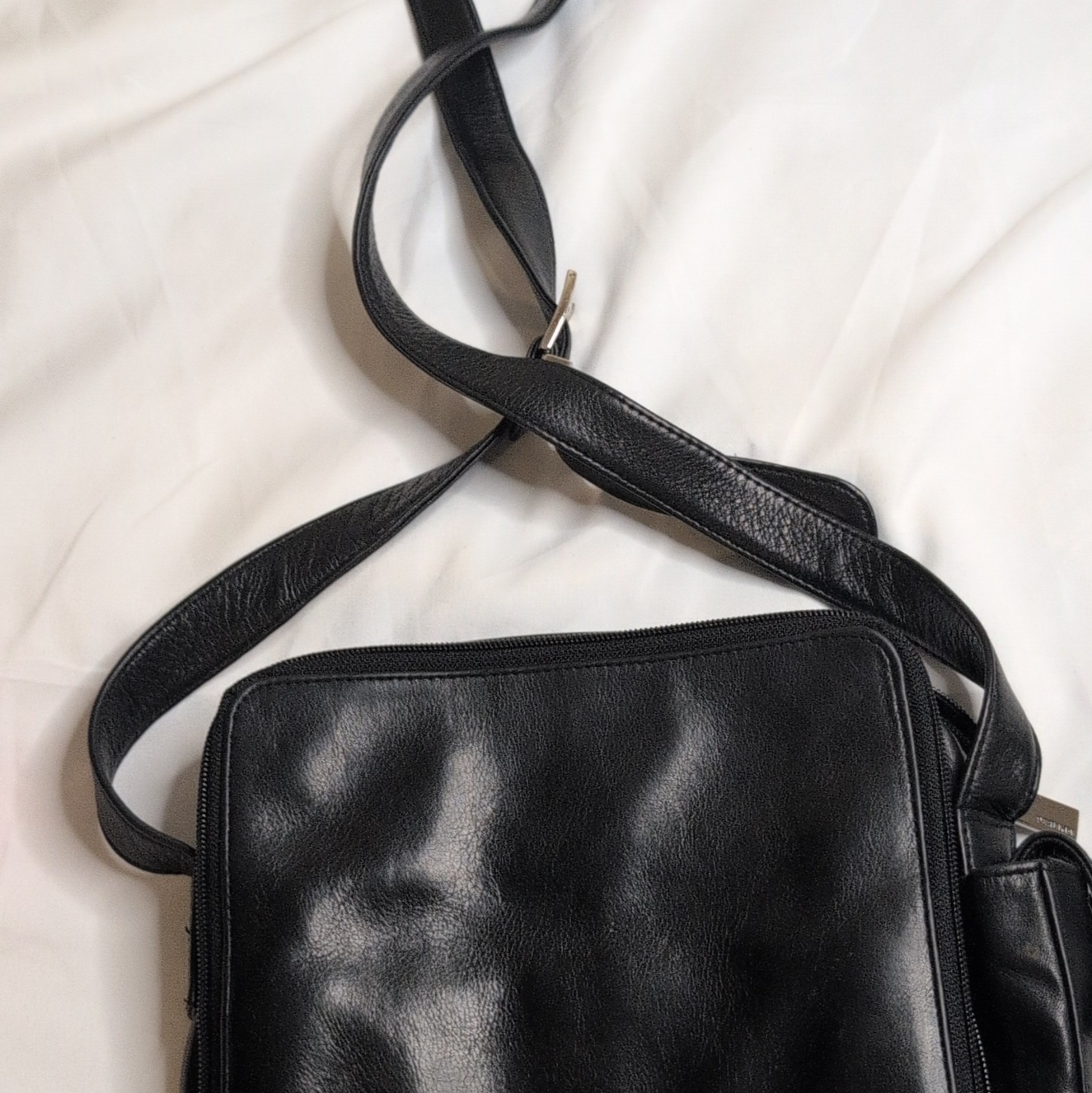 Perlina Black Leather Handbag