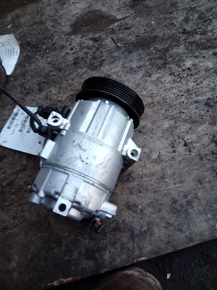 Used A/C Compressor fits: 2015 Hyundai Elantra Hatchback GT automatic temperatur Foto 3 de 4