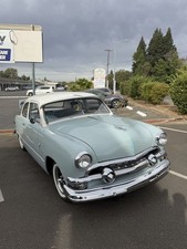 1951 Ford 2dr