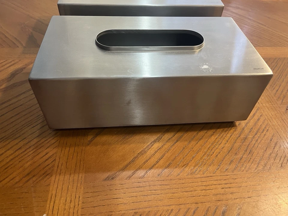 Contenedor de caja de pañuelos de acero inoxidable Blomus Alemania Foto 4 de 4