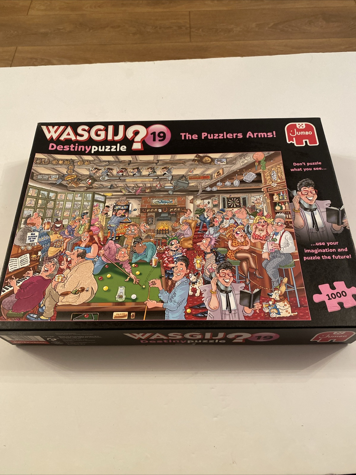 WASGIJ  Destiny No 19  THE PUZZLERS ARMS  1000 Piece Jigsaw Puzzle - COMPLETE