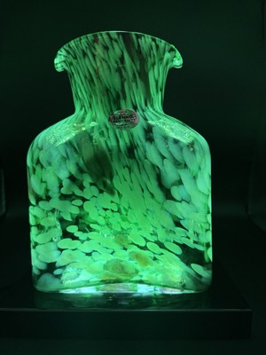 Blenko Lamp/Nightlight 384 *St. Patrick's Day* Water Bottle~Spring Green W/Frit